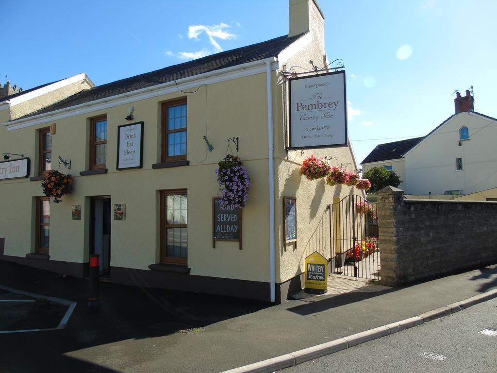 The Pembrey Country Inn Buitenkant foto